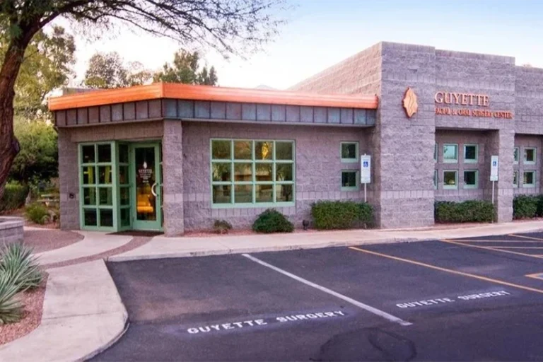 GuyCor RFG Scottsdale Office Exterior Guyette Surgery.