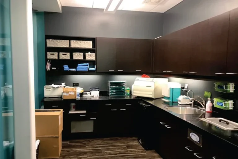 GuyCor Canyon Trails Estrella Pkwy Medical Space in Goodyear AZ.