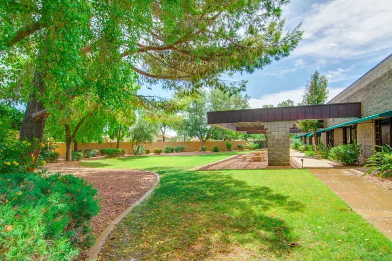 GuyCor Hayden Park Offices for Lease Scottsdale B Backyard