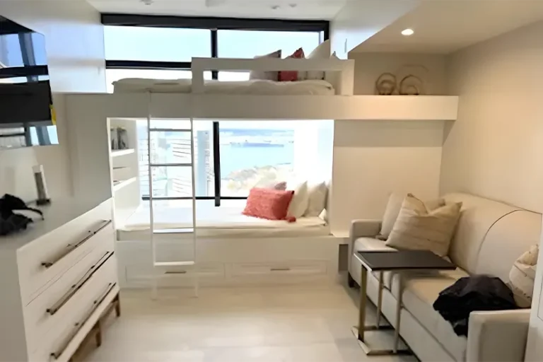 GuyCor Harbor Club San Diego Ocean View Condo For Lease