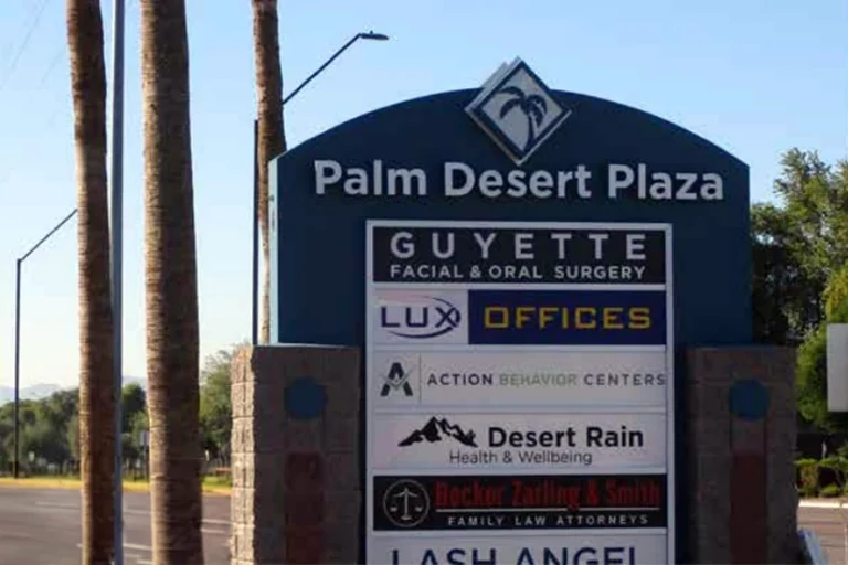 Avondale Dental Space Available Palm Desert Plaza Monument Sign