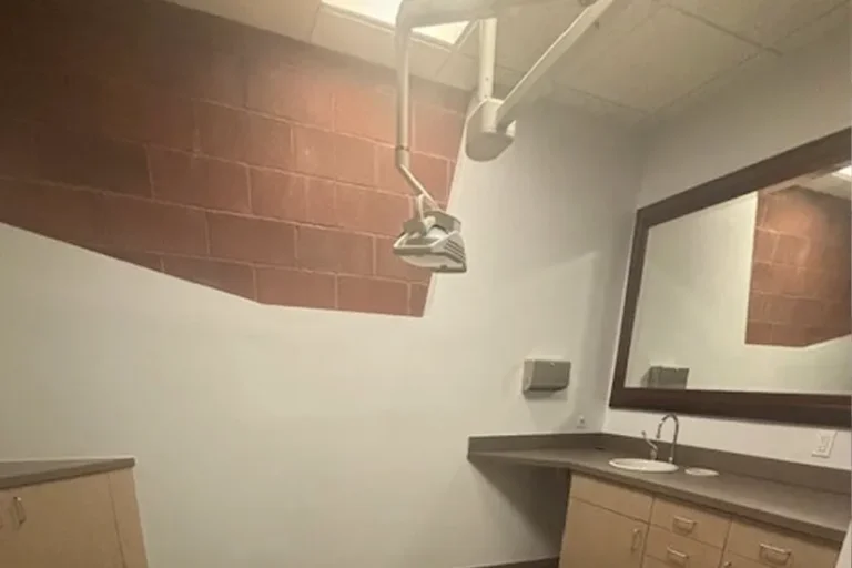 Avondale Dental/Medical/ Surgical Office Suite - Treatment Room